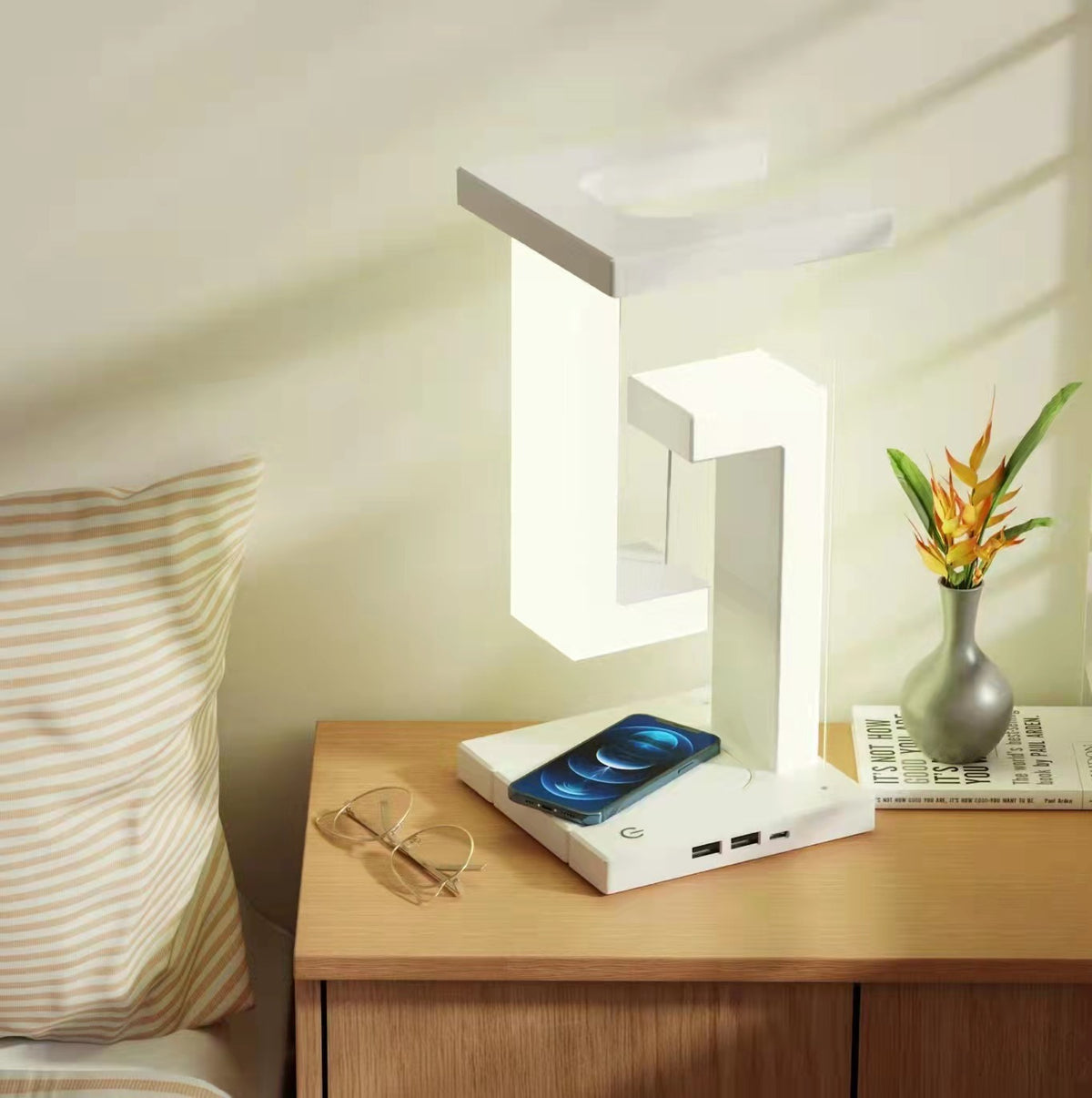LumiDesk™