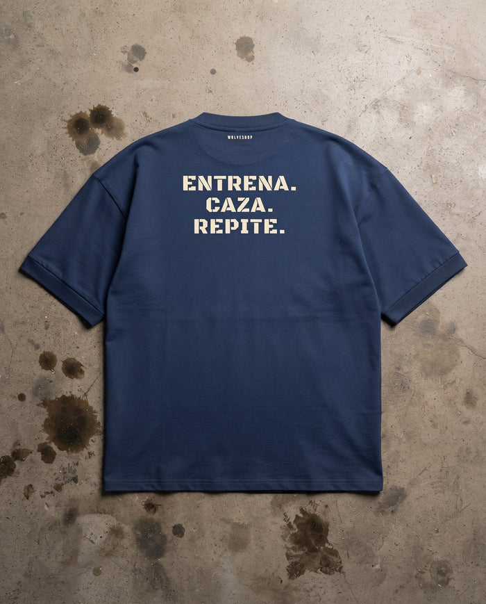 Entrena. caza. repite. · Oversize Operación Solo